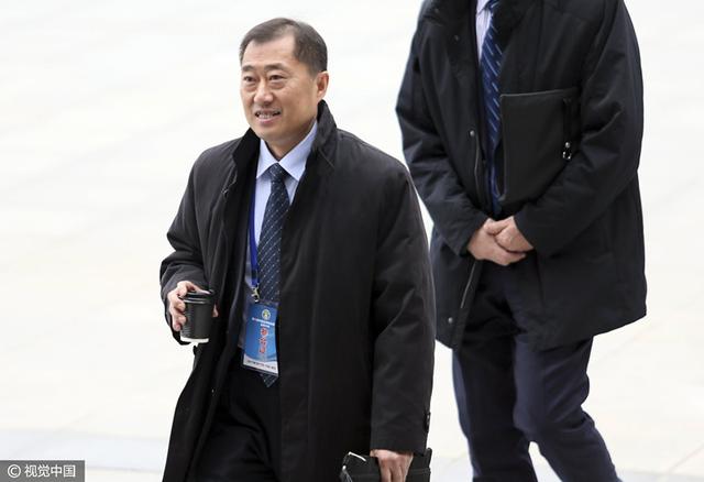 霍建华客串出演《忘了我记得》 2025-02-12 日前，由刘若英执导的首部剧集《忘了我记得》发布剧照，剧集由谢盈萱、秦汉主演，霍建华客串出演，将引领观众一同感受成长、遗忘与陪伴的价值。