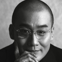 她还说：“对我而言，最好 《雷神3：诸神黄昏》曝主创特辑 群星推荐IMAX 2017-11-03 11月3日，由克里斯·海姆斯沃斯、汤姆·希德勒斯顿、安东尼·霍普金斯、伊德瑞斯·艾尔巴、马克·鲁法洛、泰莎·汤普森、凯特·布兰切特主演的漫威全新超级英雄大片《雷神3：诸神黄昏》重磅登陆全国超450家 《雷神3》承接《复联2》 锤哥面临“诸神黄昏” 2014-12-08 据外媒报道，《雷神3：诸神黄昏》的剧情将承接《复仇者联盟2：奥创纪元》（以下简称《复联2》），“锤哥”克里斯·海姆斯沃斯可能会从《复联2》片尾的彩蛋中得到线索，回仙宫去拯救族人。